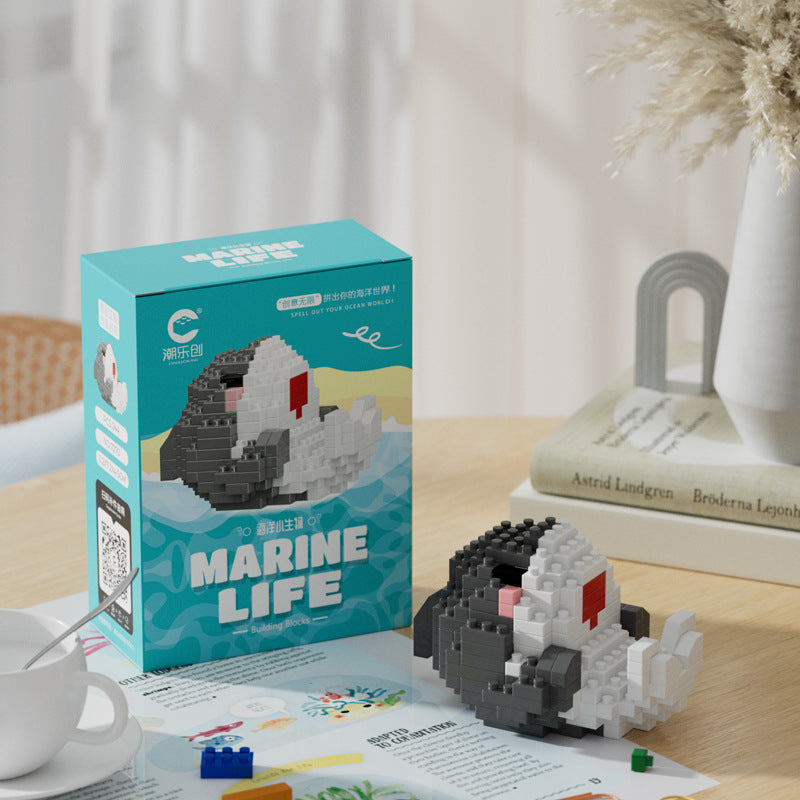 Shark brick toy (244 pcs)